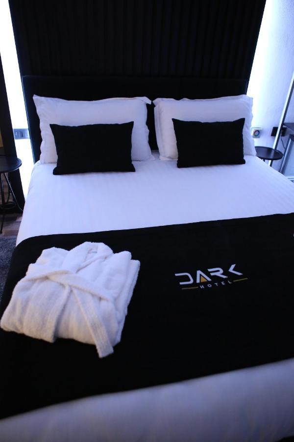 Dark Boutique Hotel Shkoze エクステリア 写真