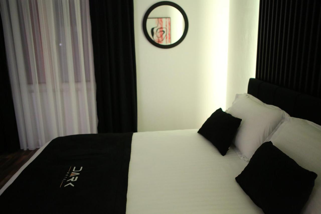 Dark Boutique Hotel Shkoze エクステリア 写真