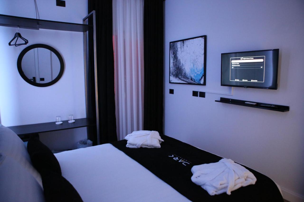 Dark Boutique Hotel Shkoze エクステリア 写真