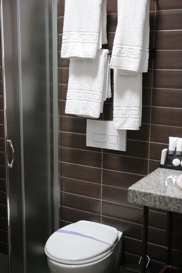 Dark Boutique Hotel Shkoze エクステリア 写真